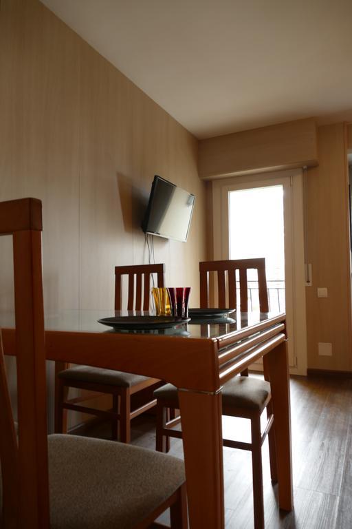 P&C Montreal Lejlighed Pas De La Casa Eksteriør billede